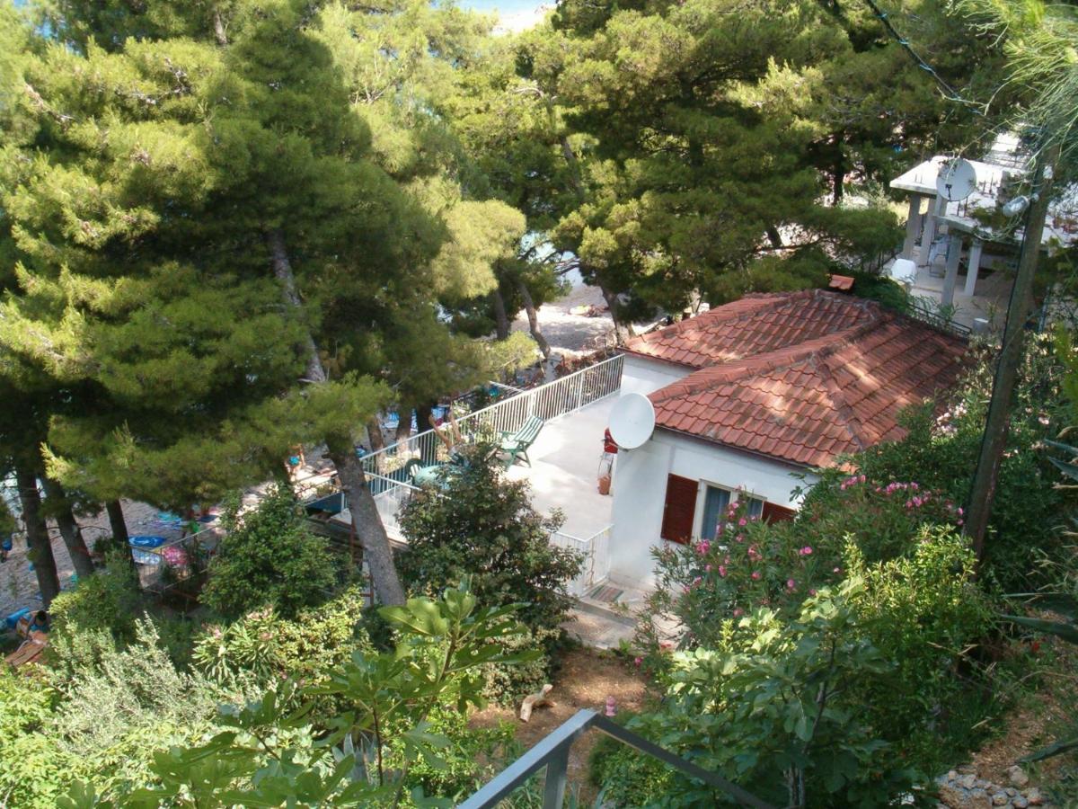 Apartament Apartman On The Beach - Nemira, Omiš Zewnętrze zdjęcie
