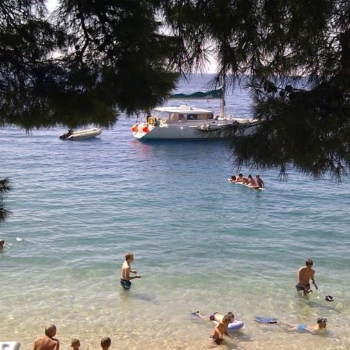 Apartament Apartman On The Beach - Nemira, Omiš Zewnętrze zdjęcie