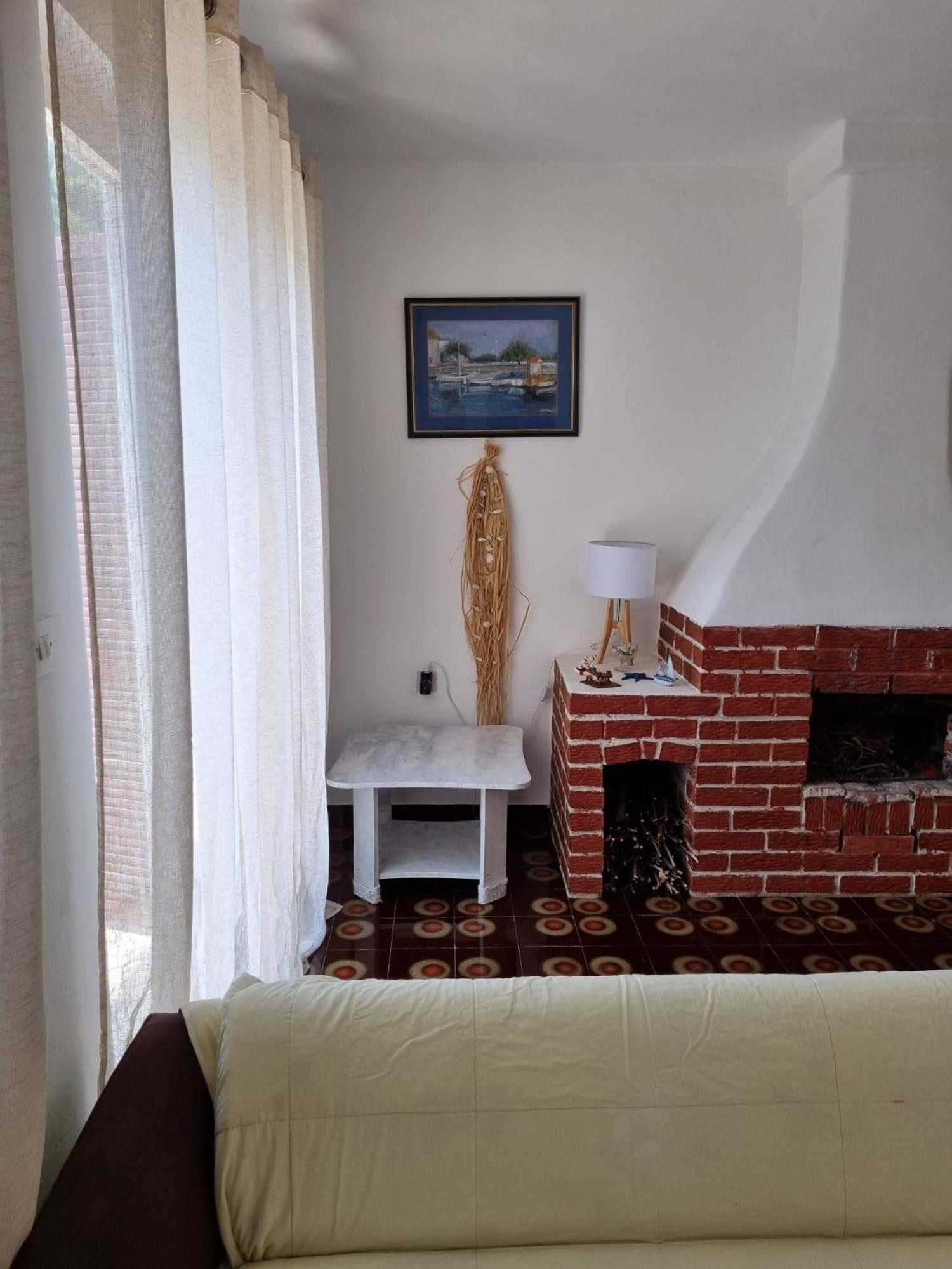 Apartament Apartman On The Beach - Nemira, Omiš Zewnętrze zdjęcie