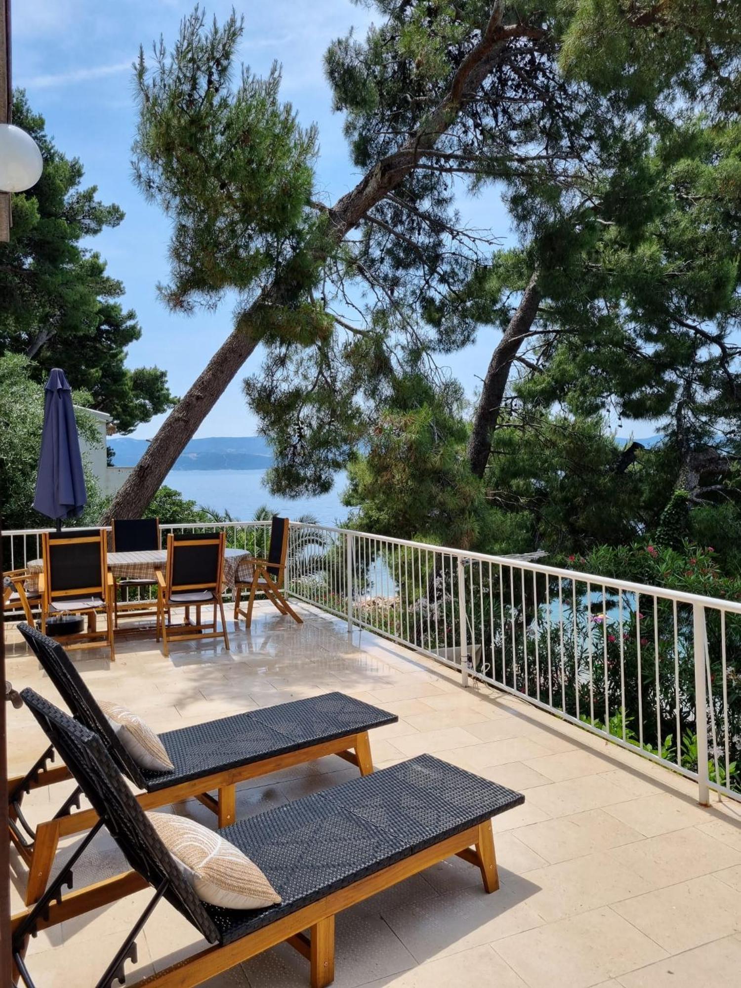 Apartament Apartman On The Beach - Nemira, Omiš Zewnętrze zdjęcie
